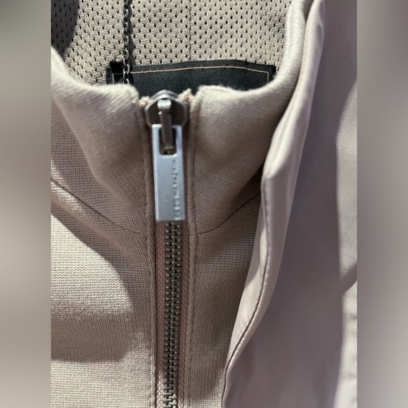 BCBG Maxazria tan jacket - Picture 9 of 9